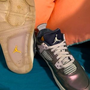 Boys Jordan’s size 1.5y